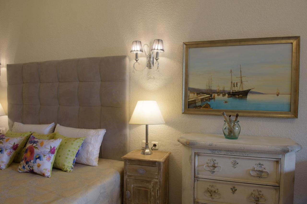 Leandros Hotel Неа Рода Екстериор снимка