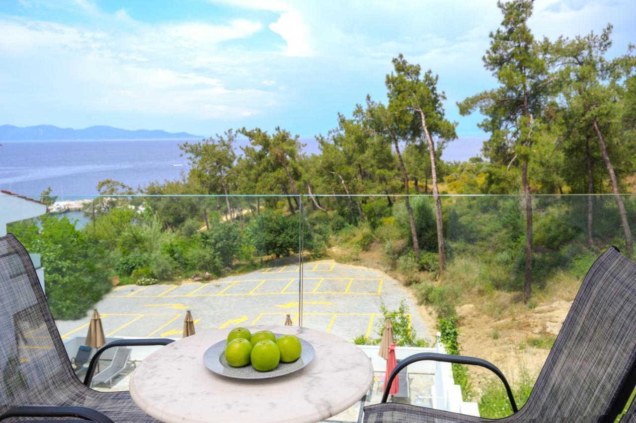Leandros Hotel Неа Рода Екстериор снимка