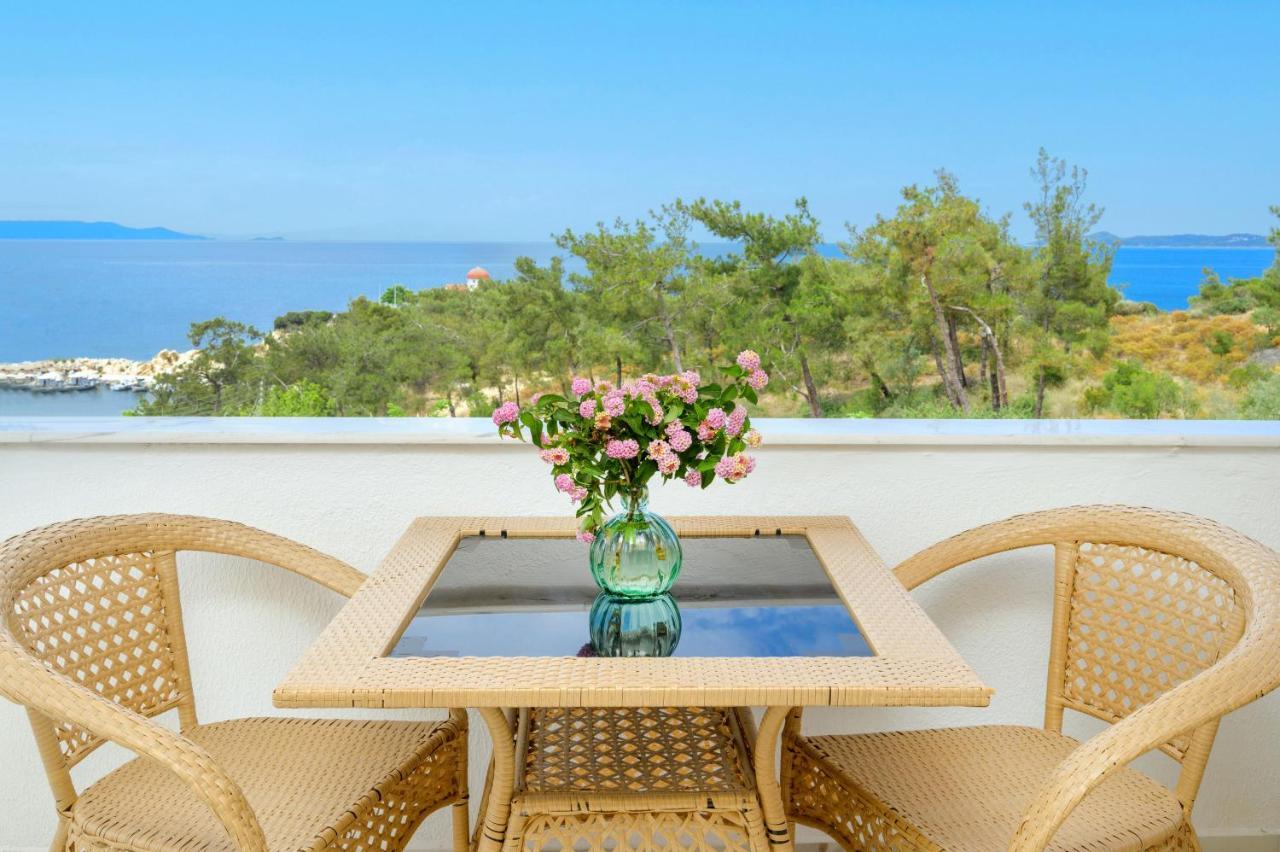 Leandros Hotel Неа Рода Екстериор снимка