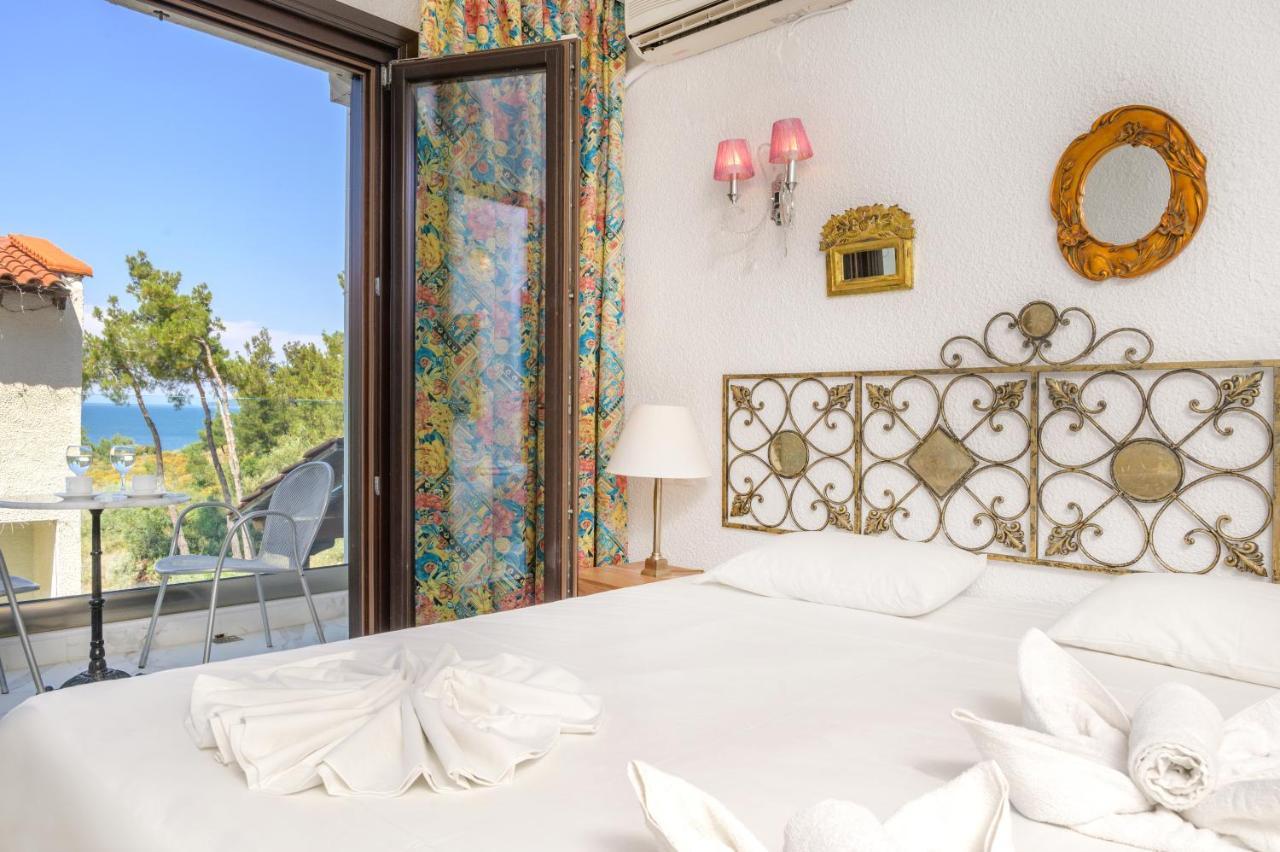 Leandros Hotel Неа Рода Екстериор снимка